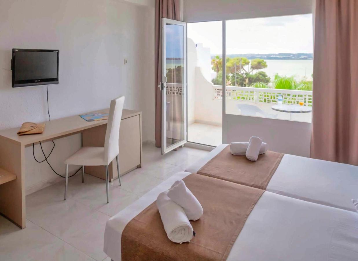 Roquetes Rooms - Formentera Break Es Pujols Buitenkant foto