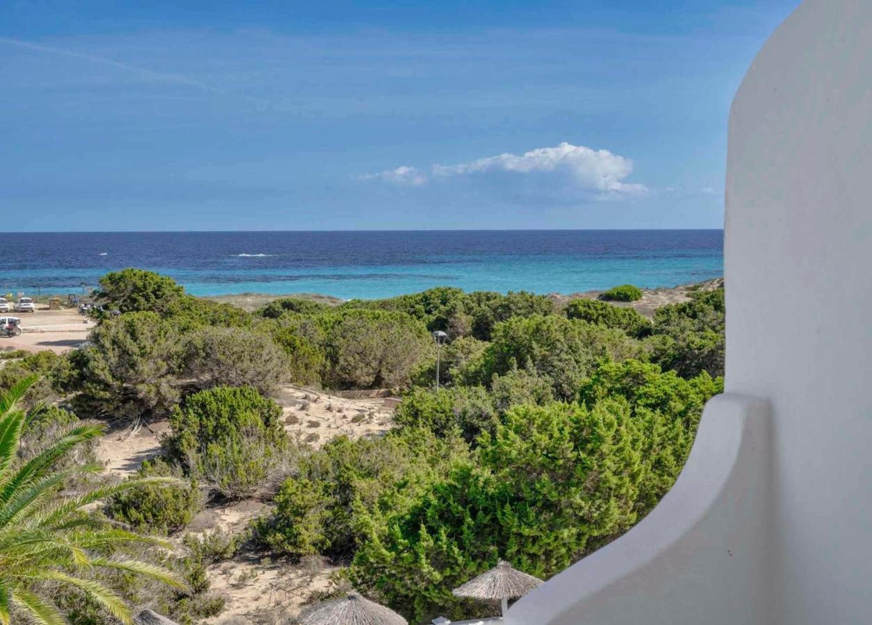 Roquetes Rooms - Formentera Break Es Pujols Buitenkant foto